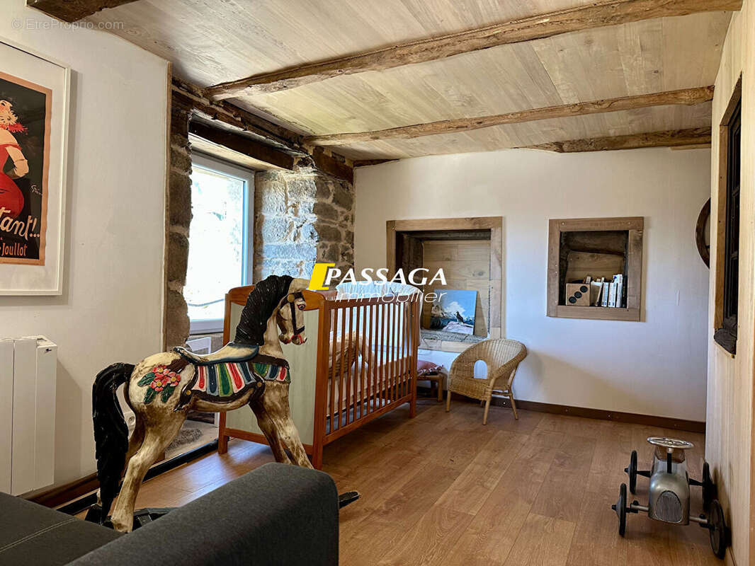 Maison à PRADES-D'AUBRAC