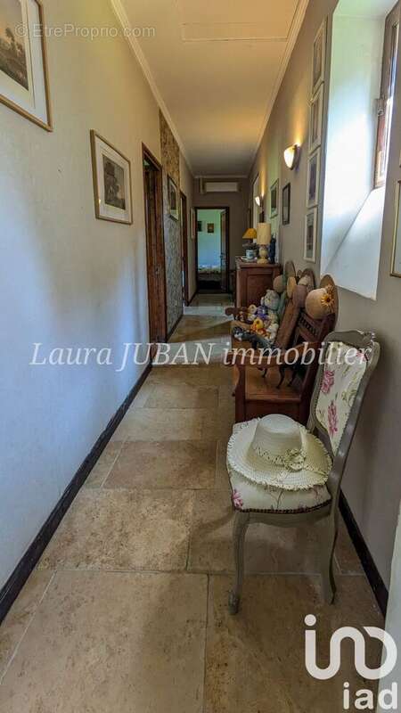 Maison 140 m² à Salins  - photo 9