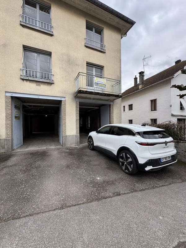 IMG_8231 - Commerce à SAINT-AME