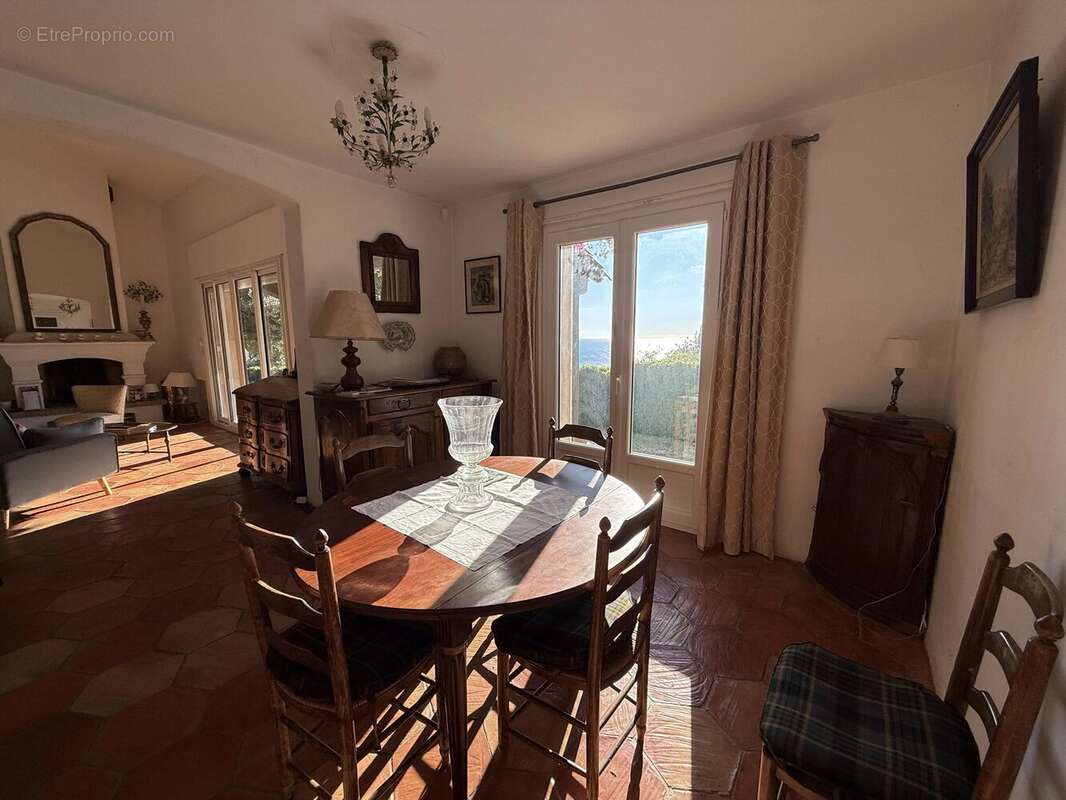 Maison à RAYOL-CANADEL-SUR-MER