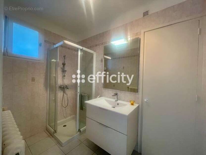 Maison à ROUSSILLON