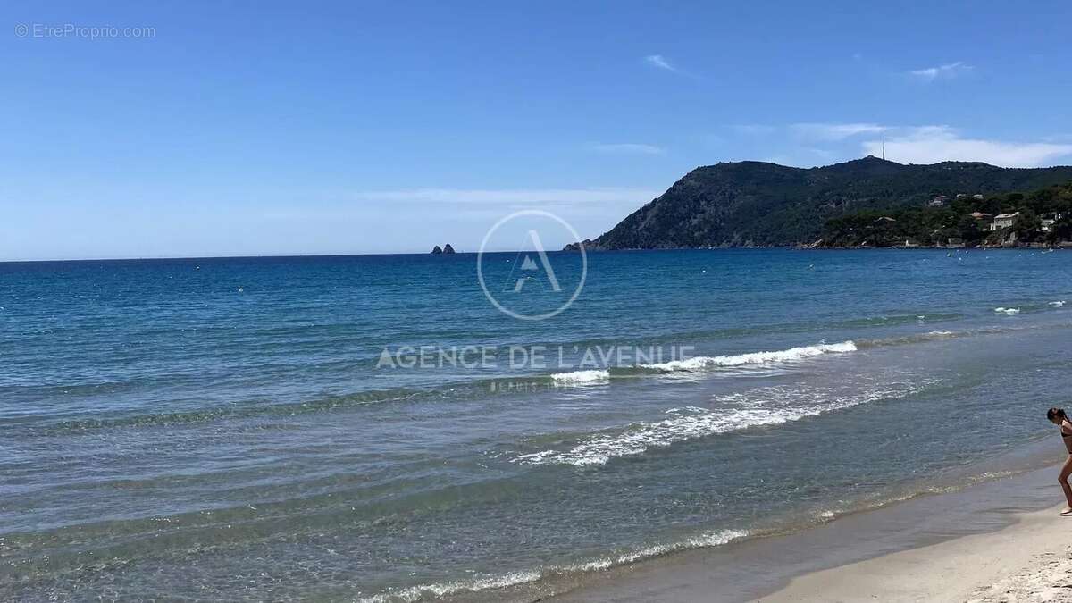 Parking à LA SEYNE-SUR-MER