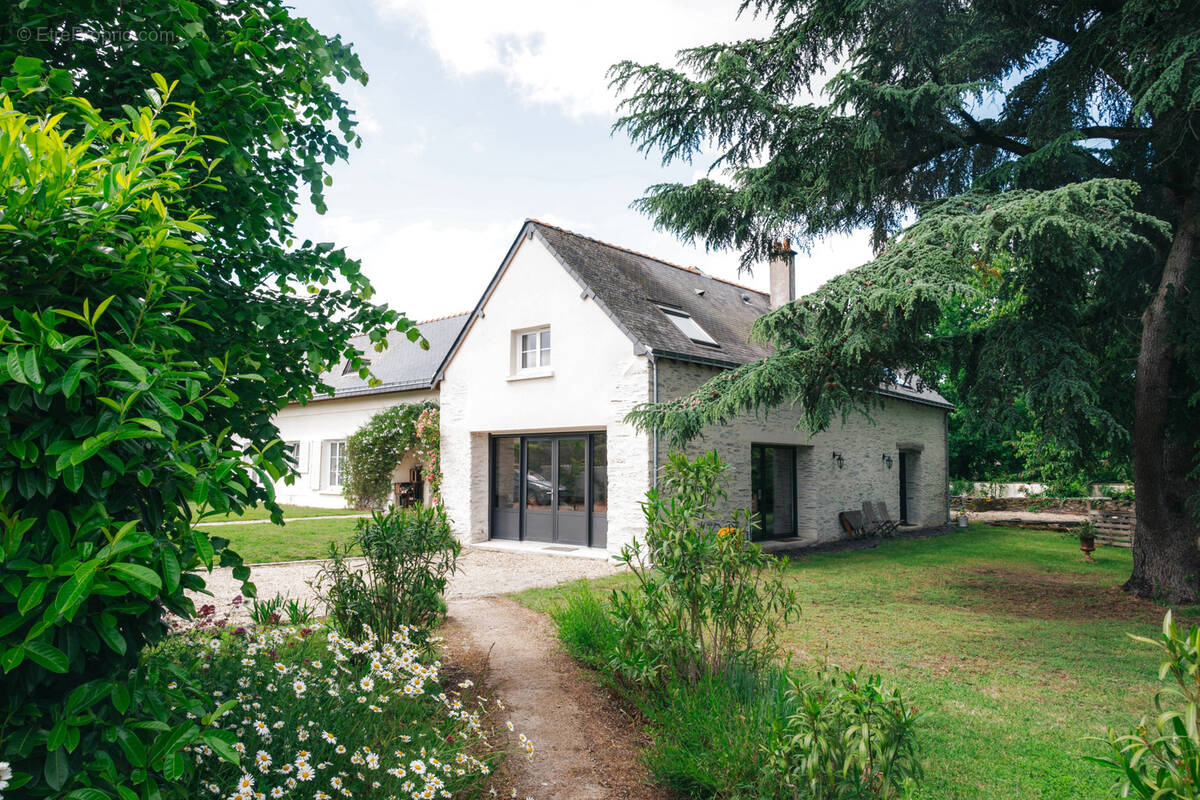 Maison à LES PONTS-DE-CE