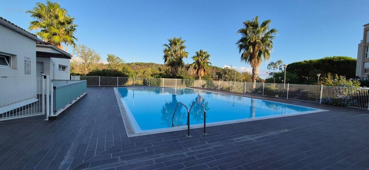 Appartement à LE CANNET