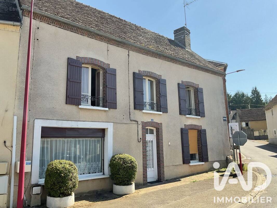 Photo 1 - Maison à CHAILLEY