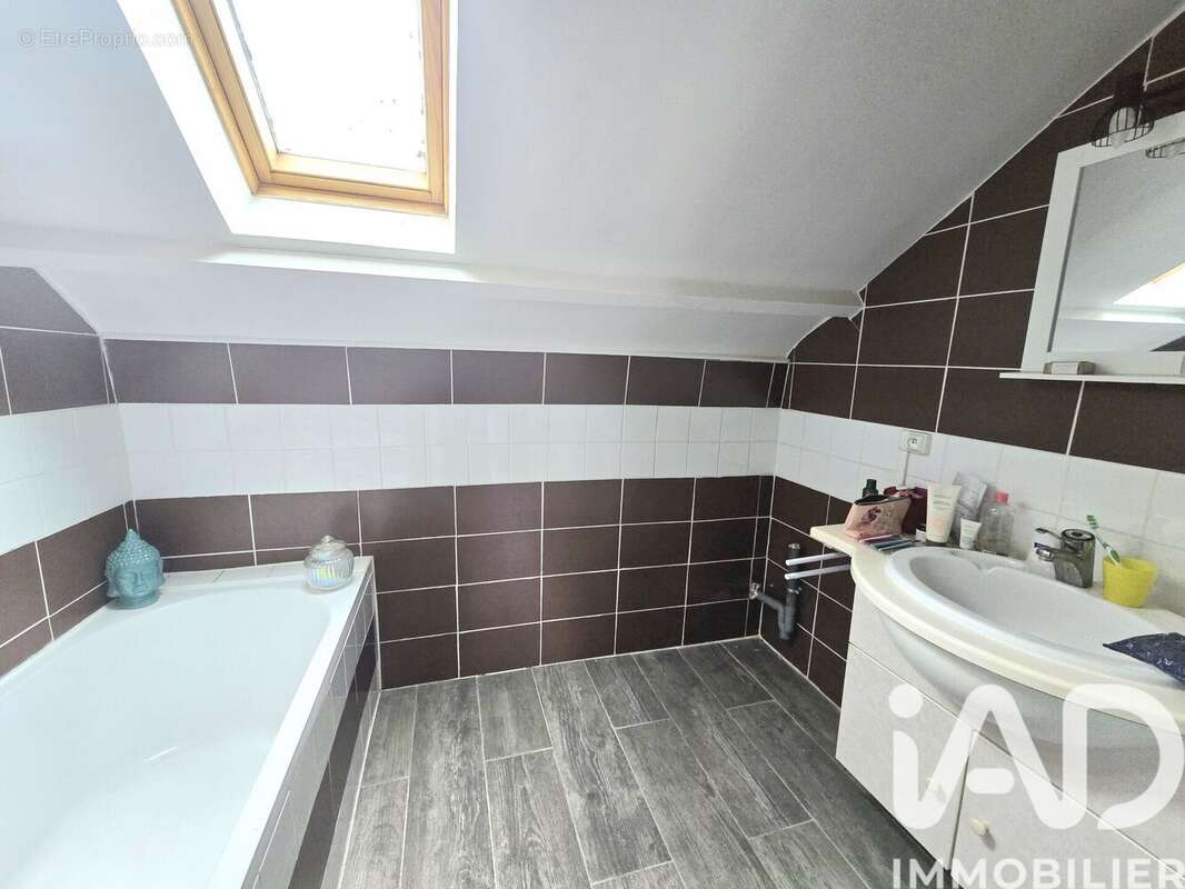 Photo 5 - Maison à GRAND-COURONNE