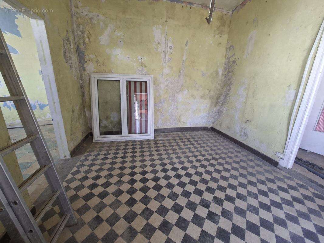 PLÉSTIN-LES-GRÈVES – Maison à rénover intégralement – Idéal projet de rénovation - photo 4