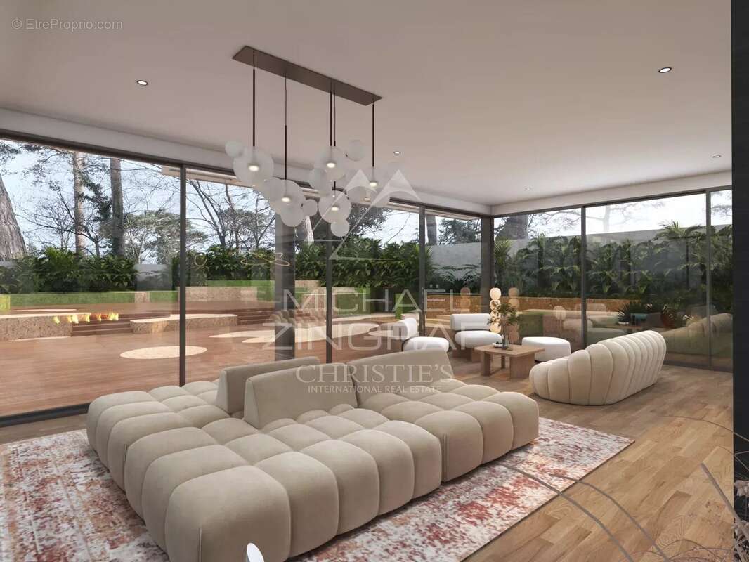 Maison à ROQUEBRUNE-CAP-MARTIN