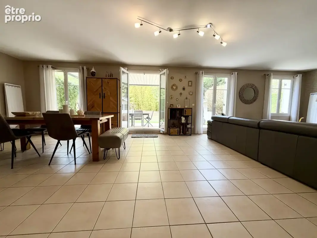 Maison 6 pièces 165 m² à vendre à Ozouer-Le-Voulgis (77390) - photo 4