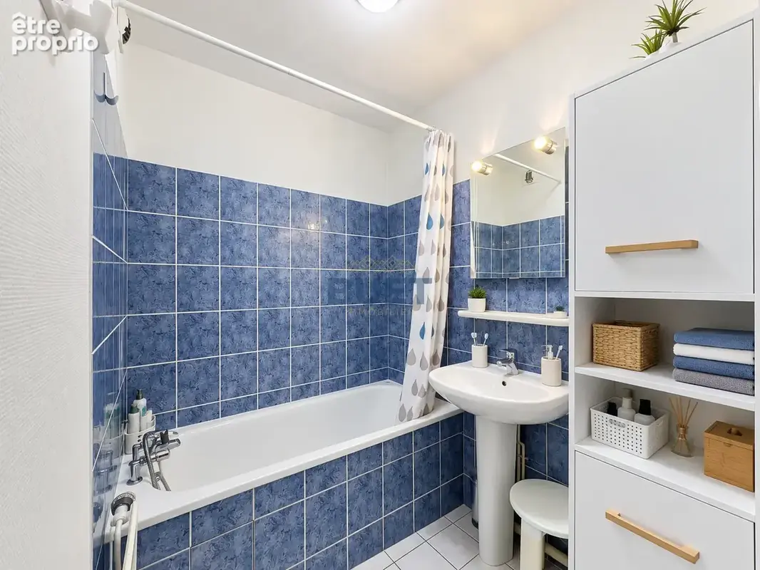 TOISON D'OR - Appartement T2 avec garage, place de parking et balcon - photo 9