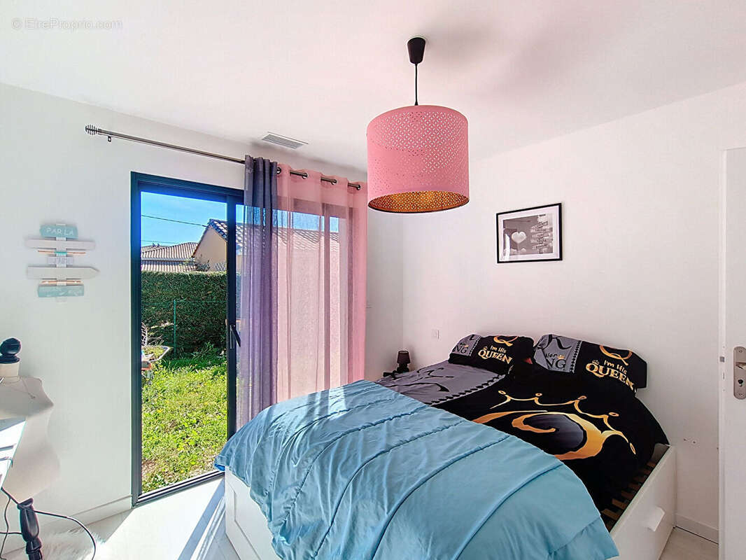 Maison à SAINT-ANDRE-DE-CUBZAC