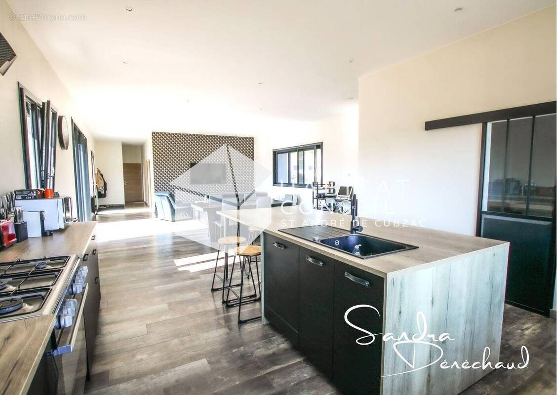 Maison à SAINT-ANDRE-DE-CUBZAC