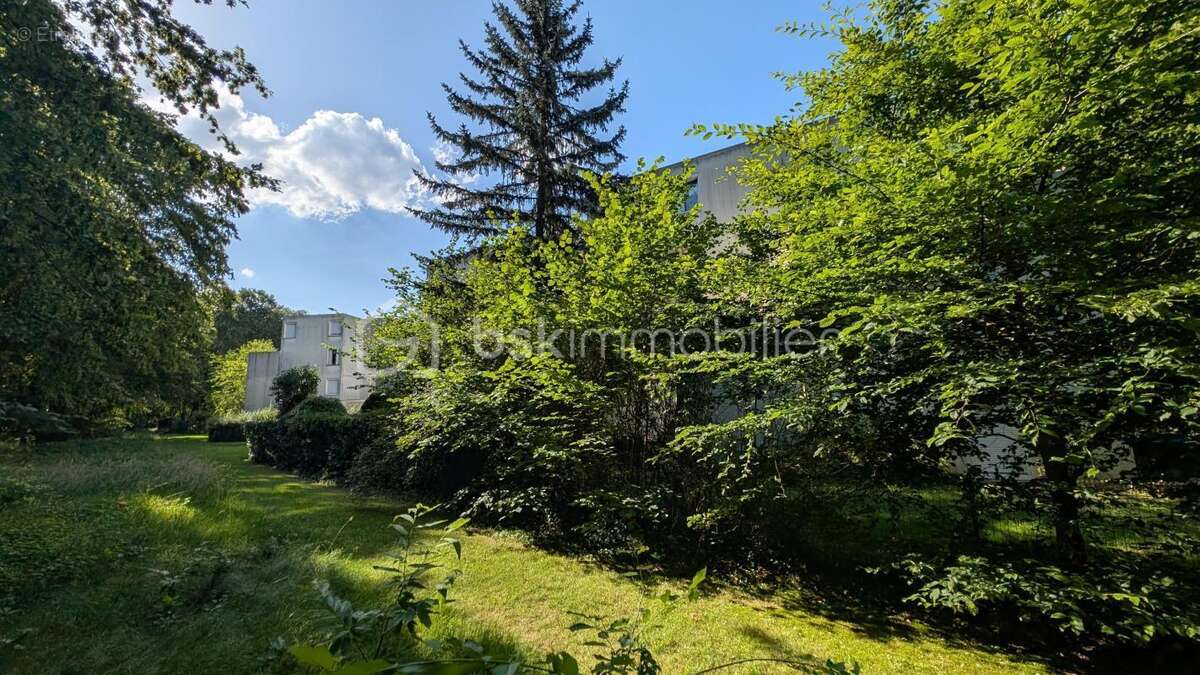 Rare : NOISIEL : Appartement avec balcons, terrasse et garage individuel - photo 22