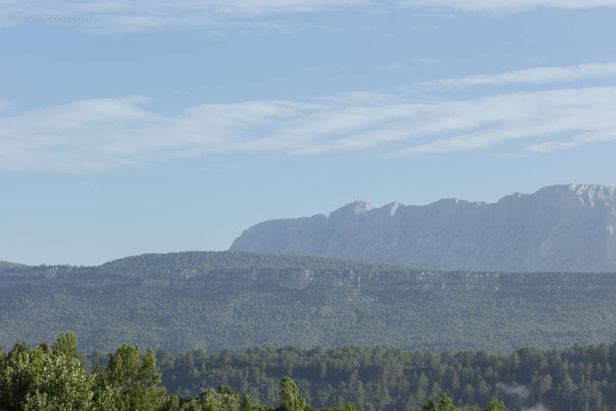 Appartement à ROUSSET