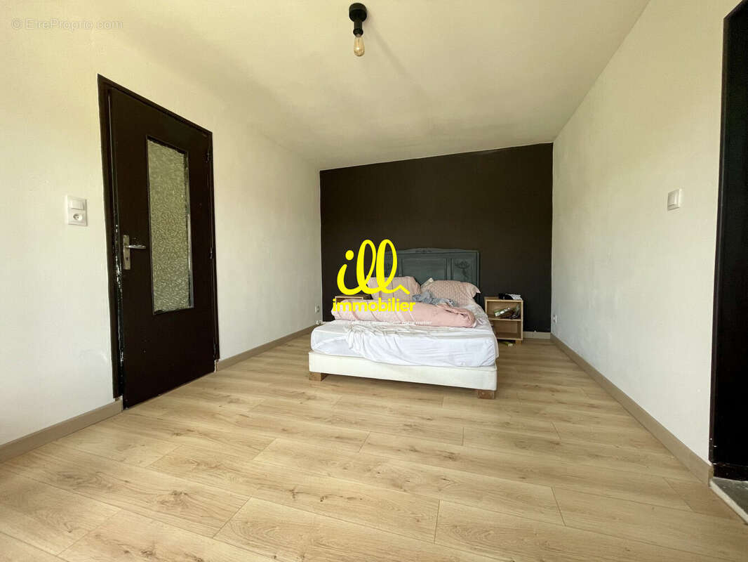 Maison 117 m² à Nouzonville  - photo 7