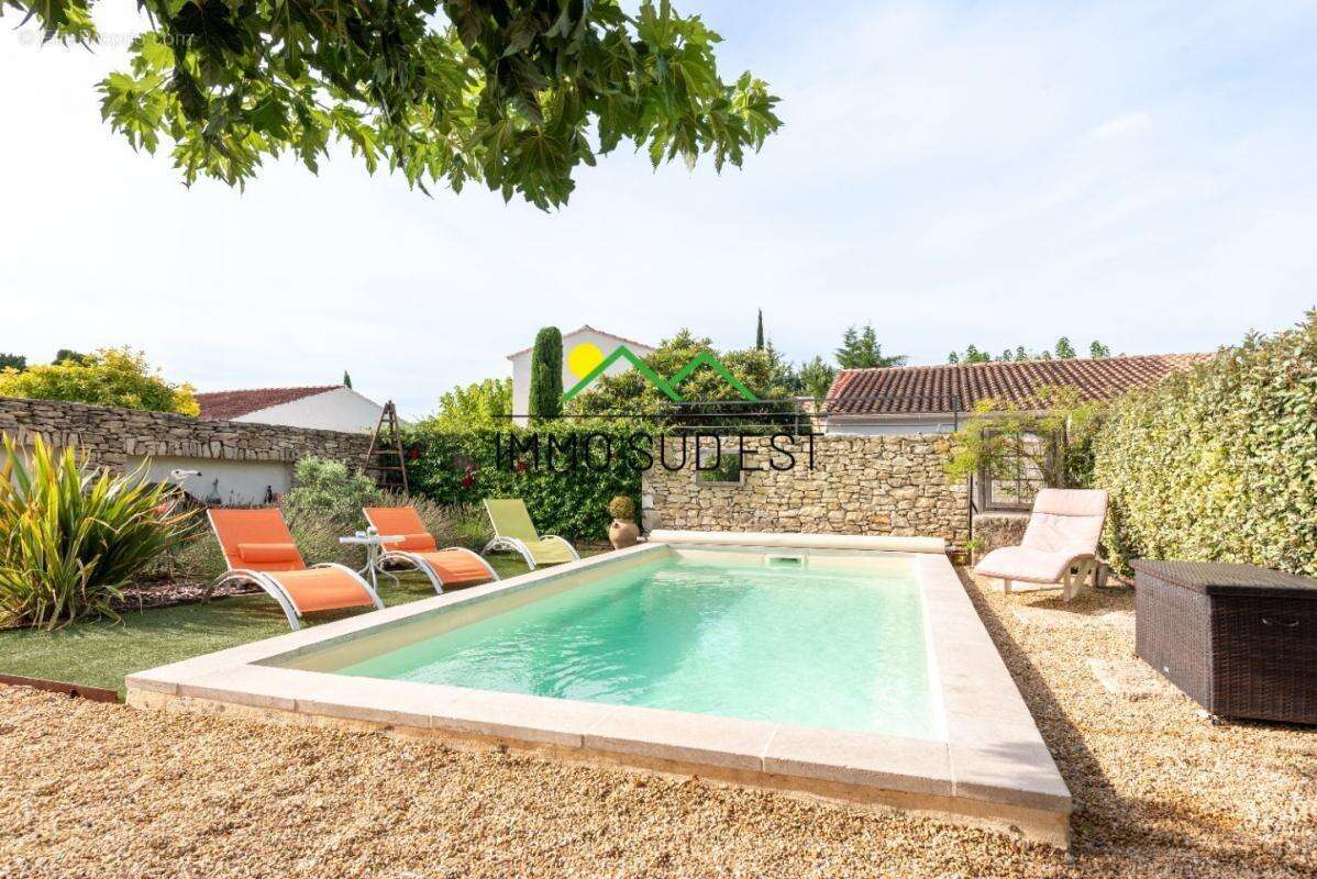 Maison à L&#039;ISLE-SUR-LA-SORGUE