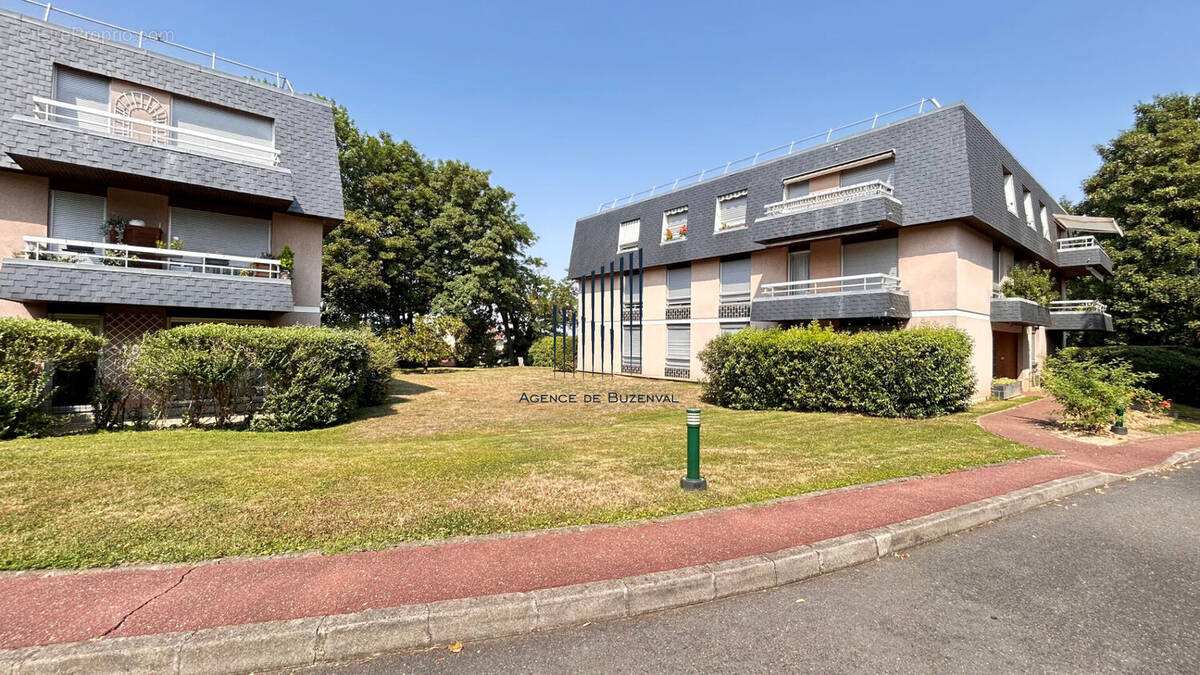 Appartement à RUEIL-MALMAISON