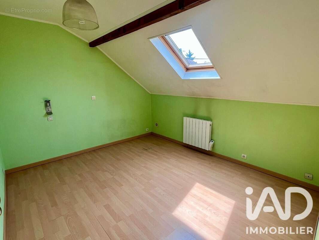Maison 118 m² à Pierrefitte-Sur-Seine  - photo 8