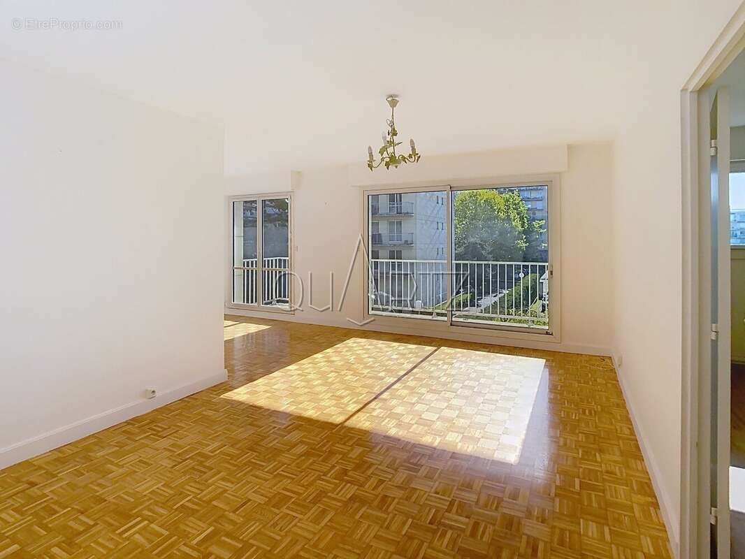 Appartement à VERSAILLES