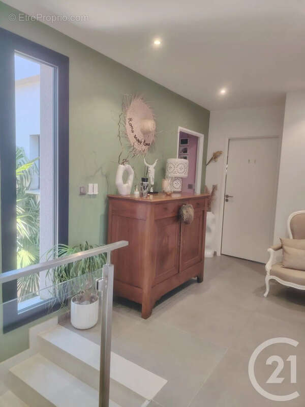 Maison 288 m² à Heyrieux  - photo 19