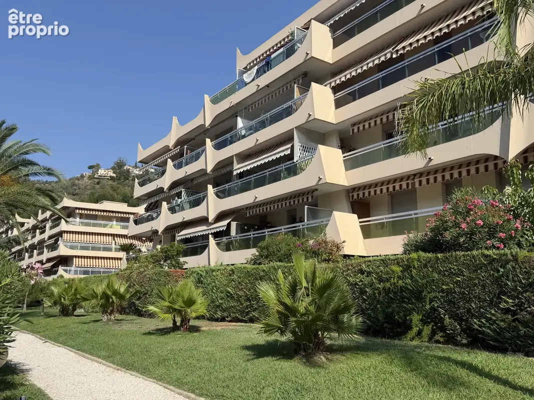 Mandelieu Capitou   Élégant studio rénové avec vaste terrasse - photo 4