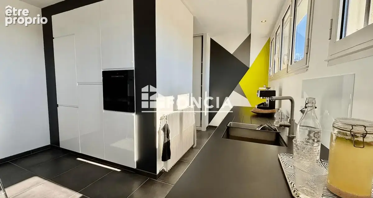 Maison 205 m² à Niort  - photo 5