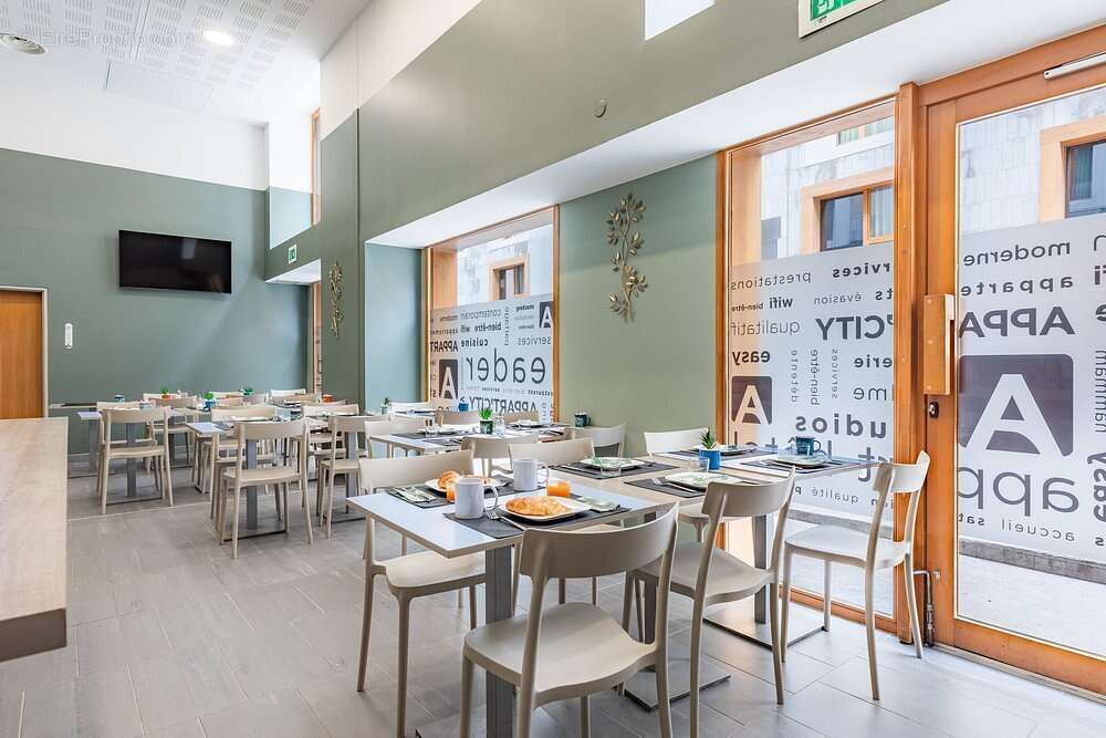 Appartement à MARSEILLE-2E