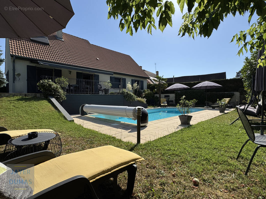 Maison à CHATENOY-LE-ROYAL