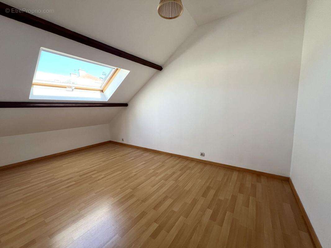 Maison à VILLEPREUX