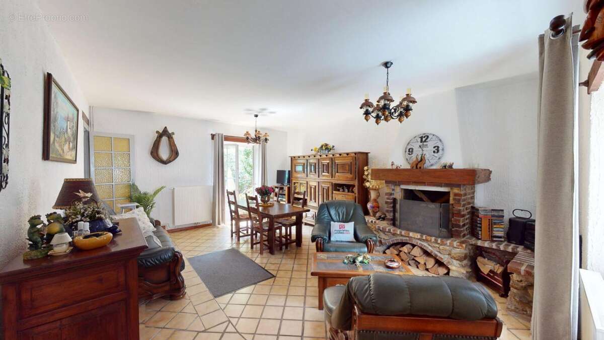 Maison à ROZAY-EN-BRIE