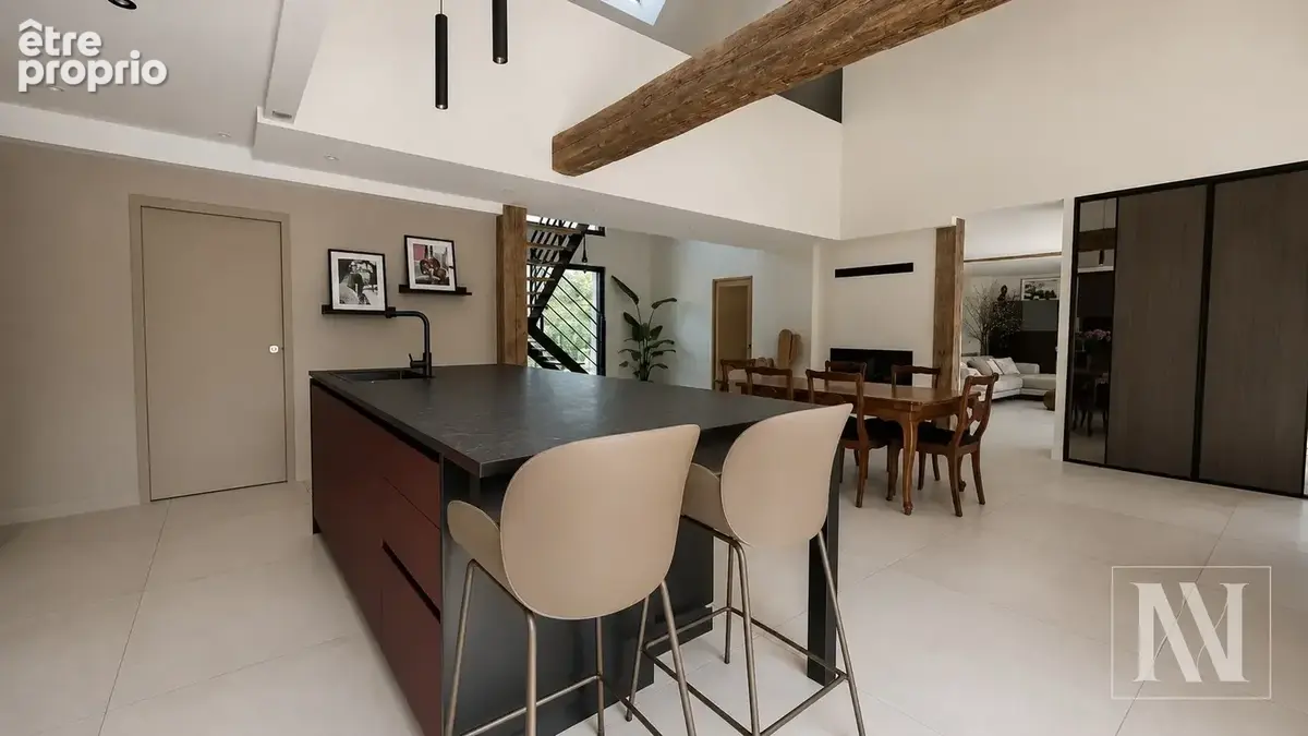 Superbe grange rénovée de 230m2 à Sainte-Savine - photo 8