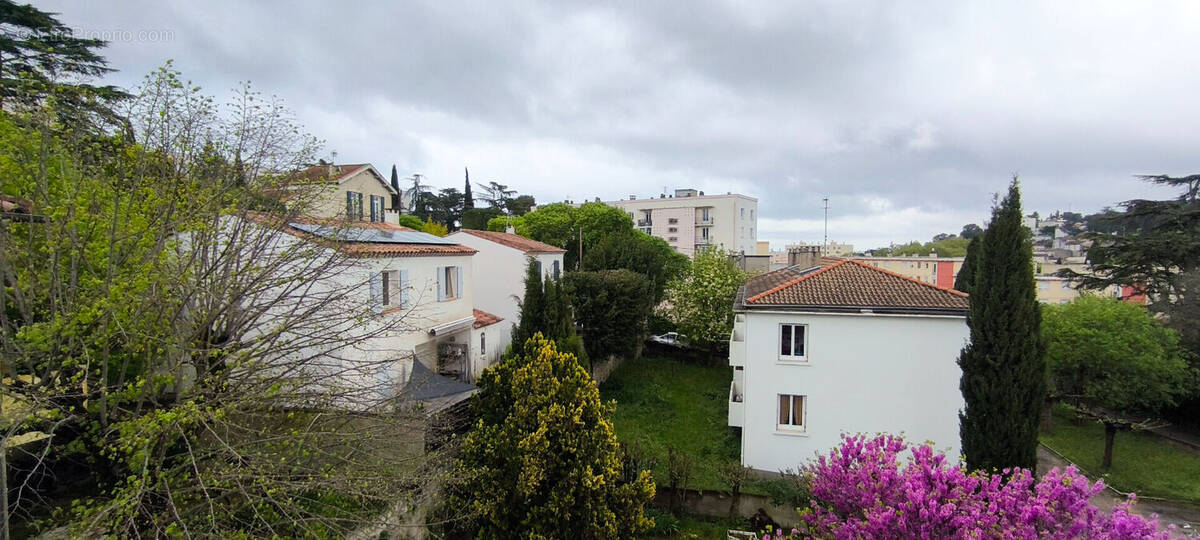 Appartement à NIMES