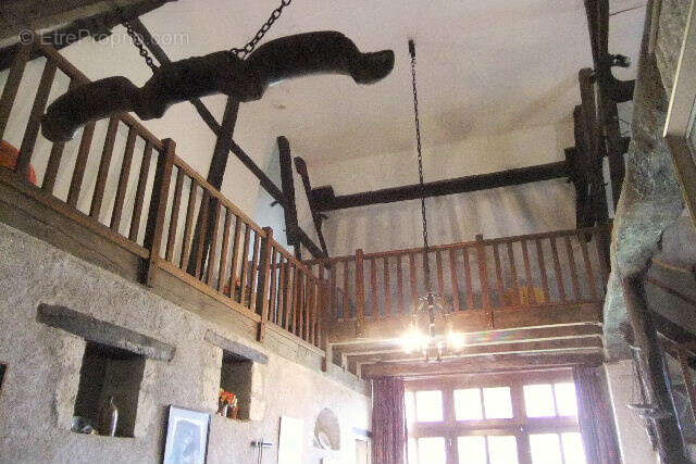 Maison à BRINON-SUR-BEUVRON