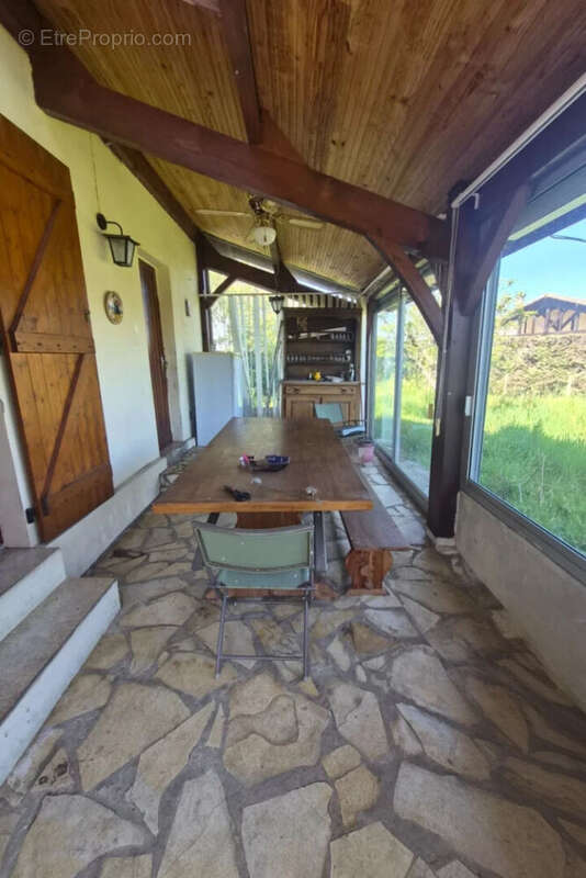 Maison à VILLENEUVE-DE-MARSAN