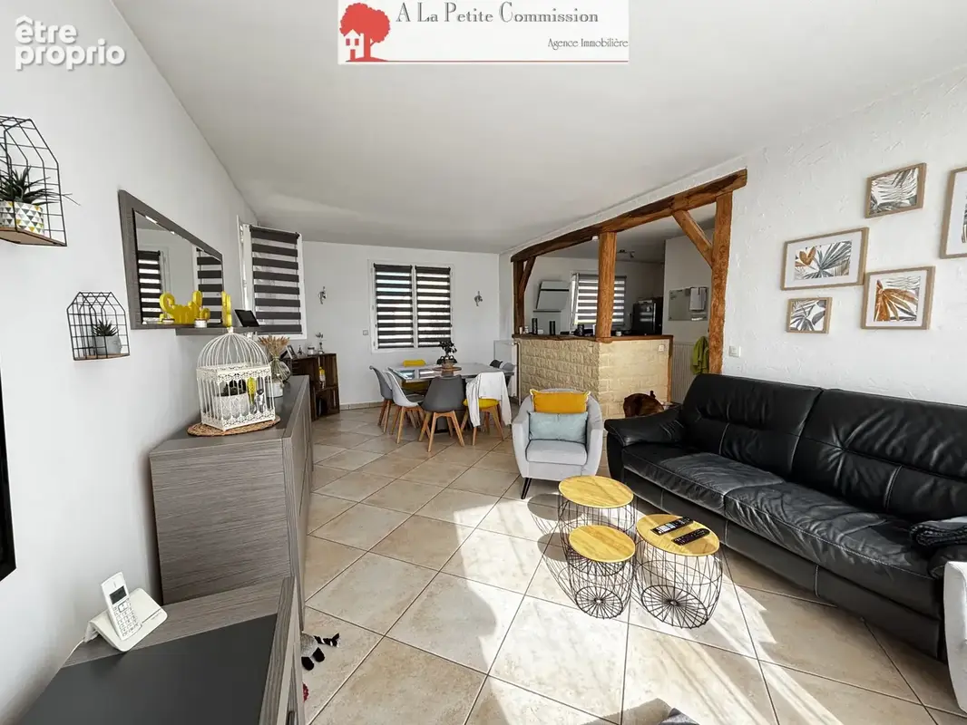 Maison familiale à vendre à Sours   Commerces et écoles à pied ! - photo 2
