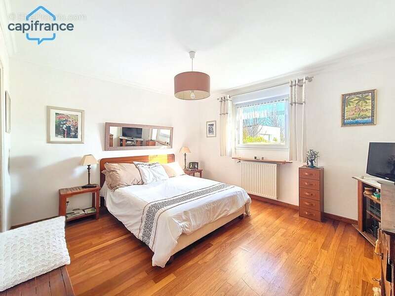 Maison à PLOUGONVELIN