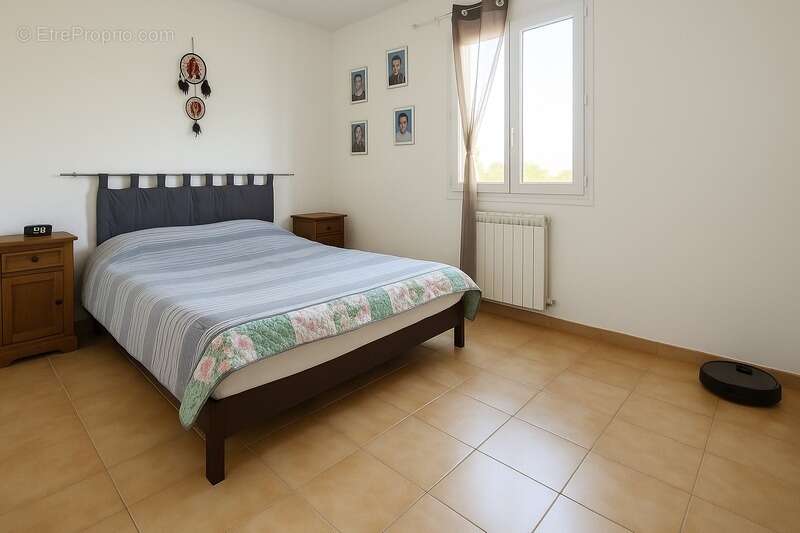 Maison à SAINT-GILLES