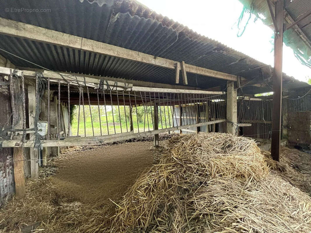 Maison à BAGUER-PICAN