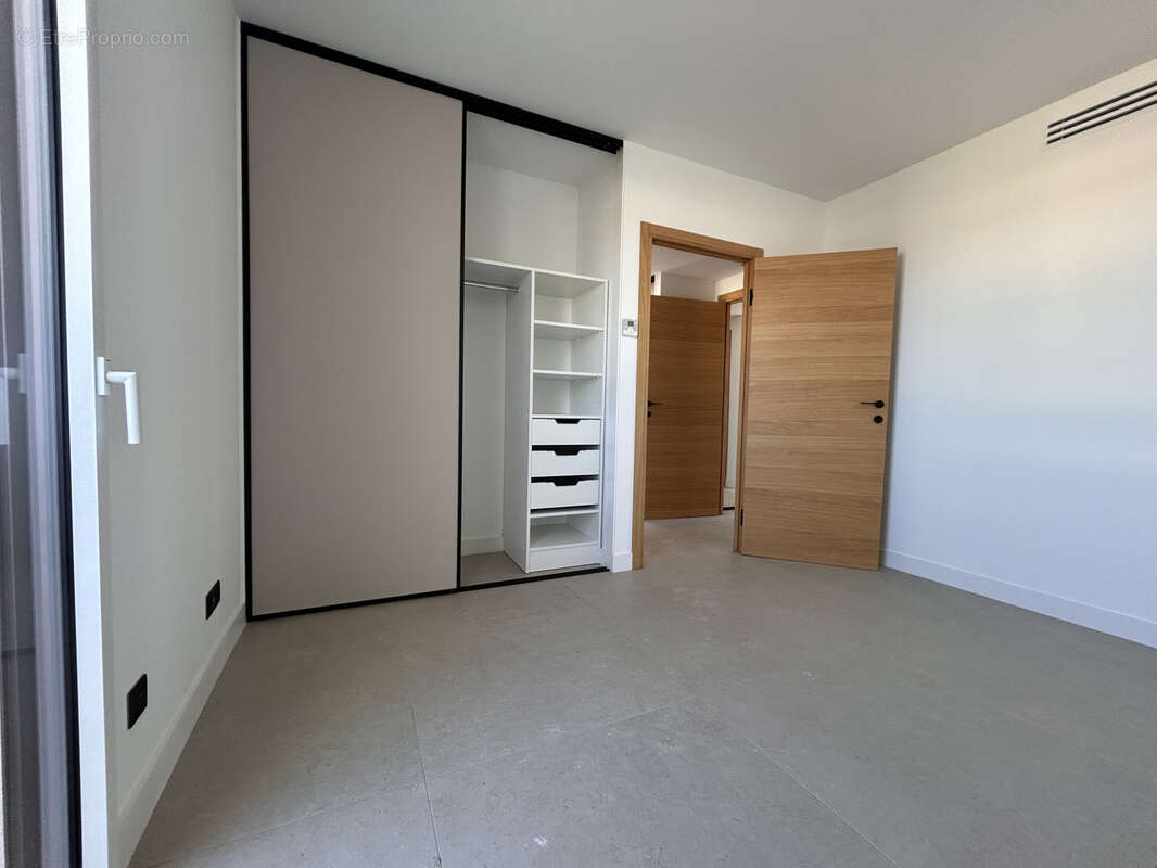 Appartement à CASTRIES