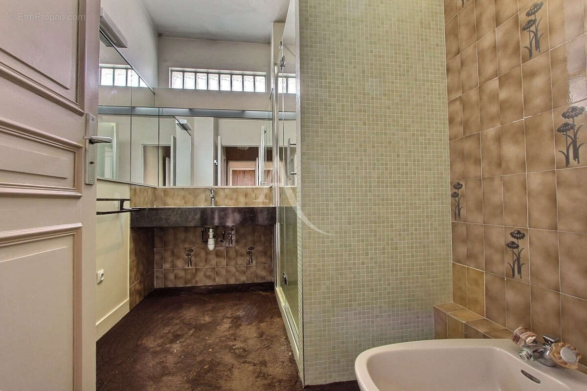 Appartement à ASNIERES-SUR-SEINE