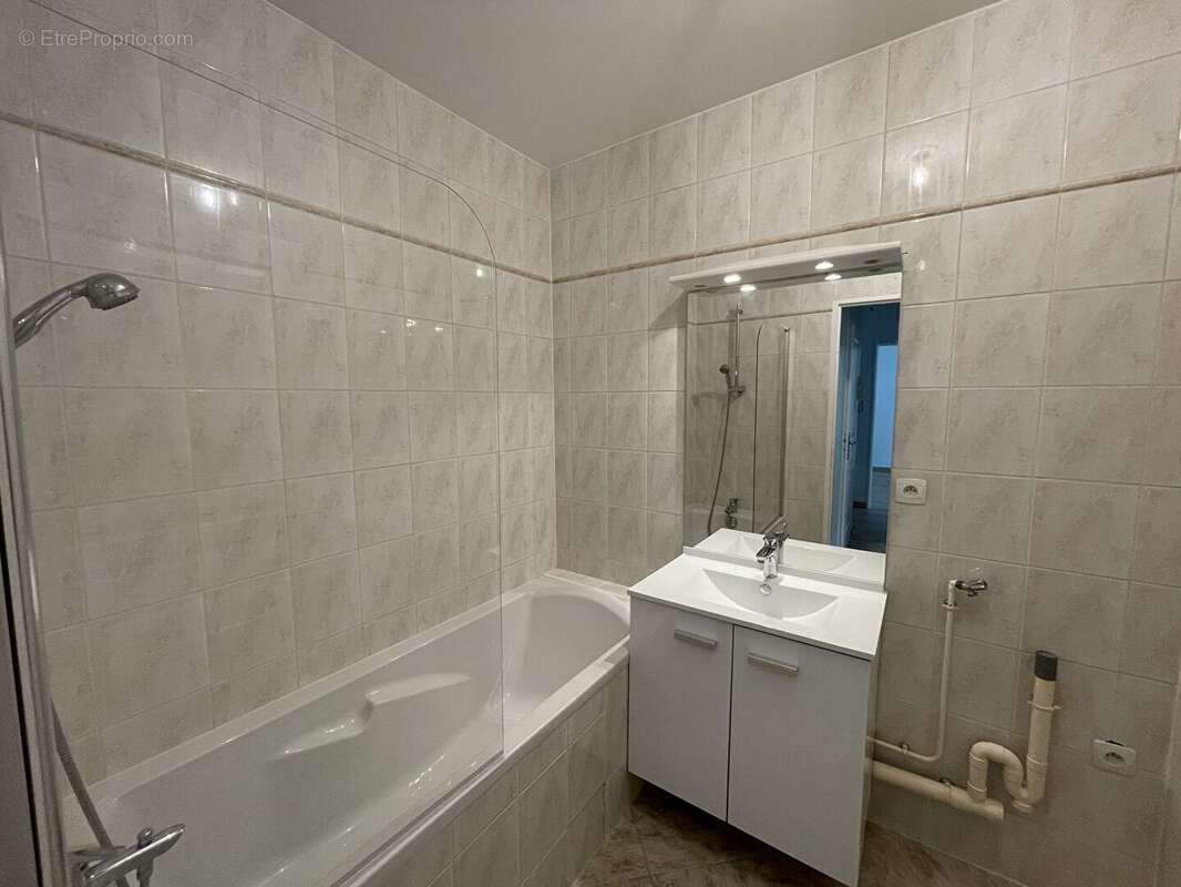 Appartement à LE BAN-SAINT-MARTIN