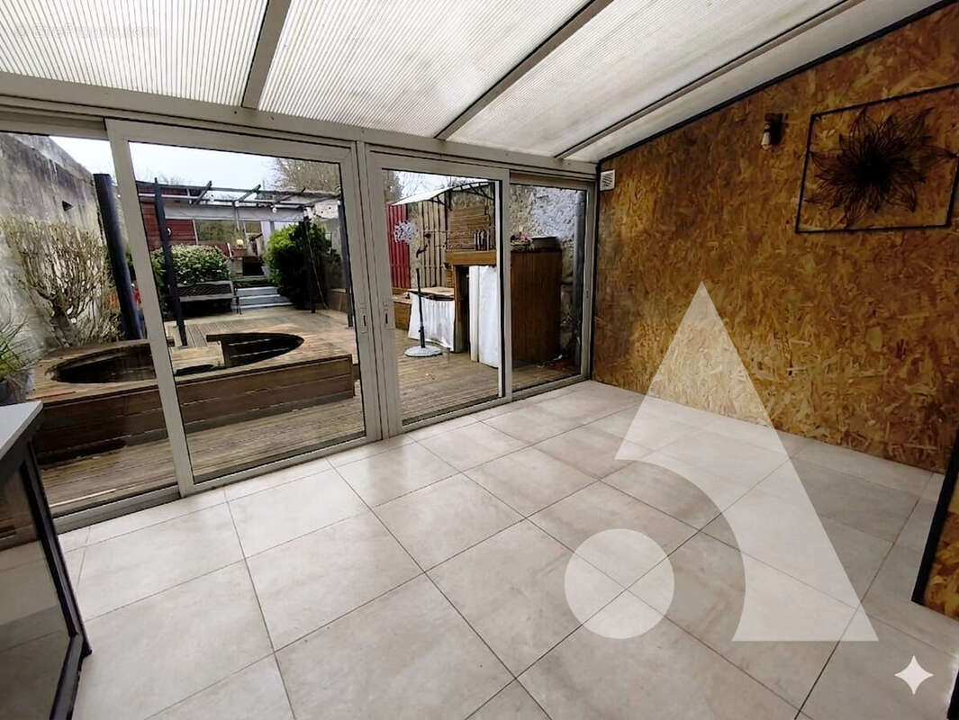 Maison à CREPY-EN-VALOIS