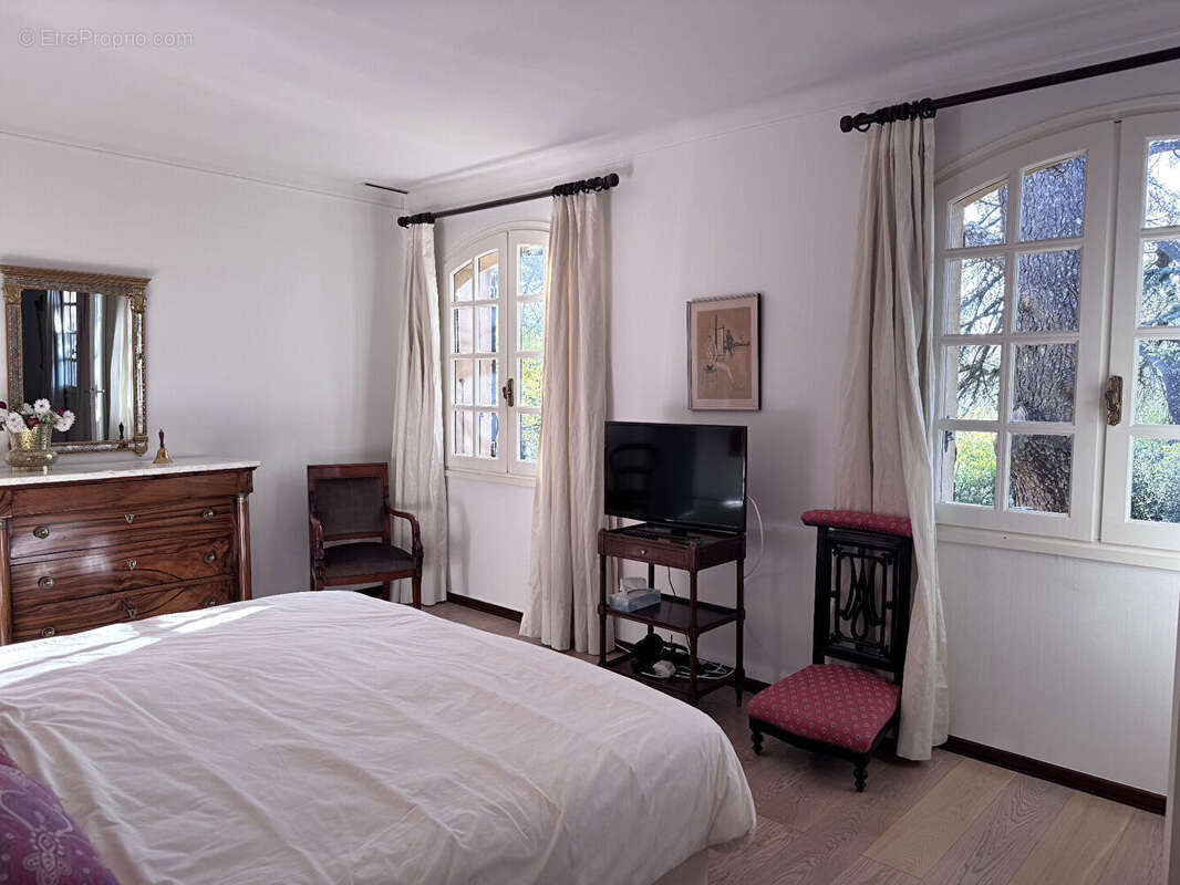 Maison à VILLENEUVE-LES-AVIGNON