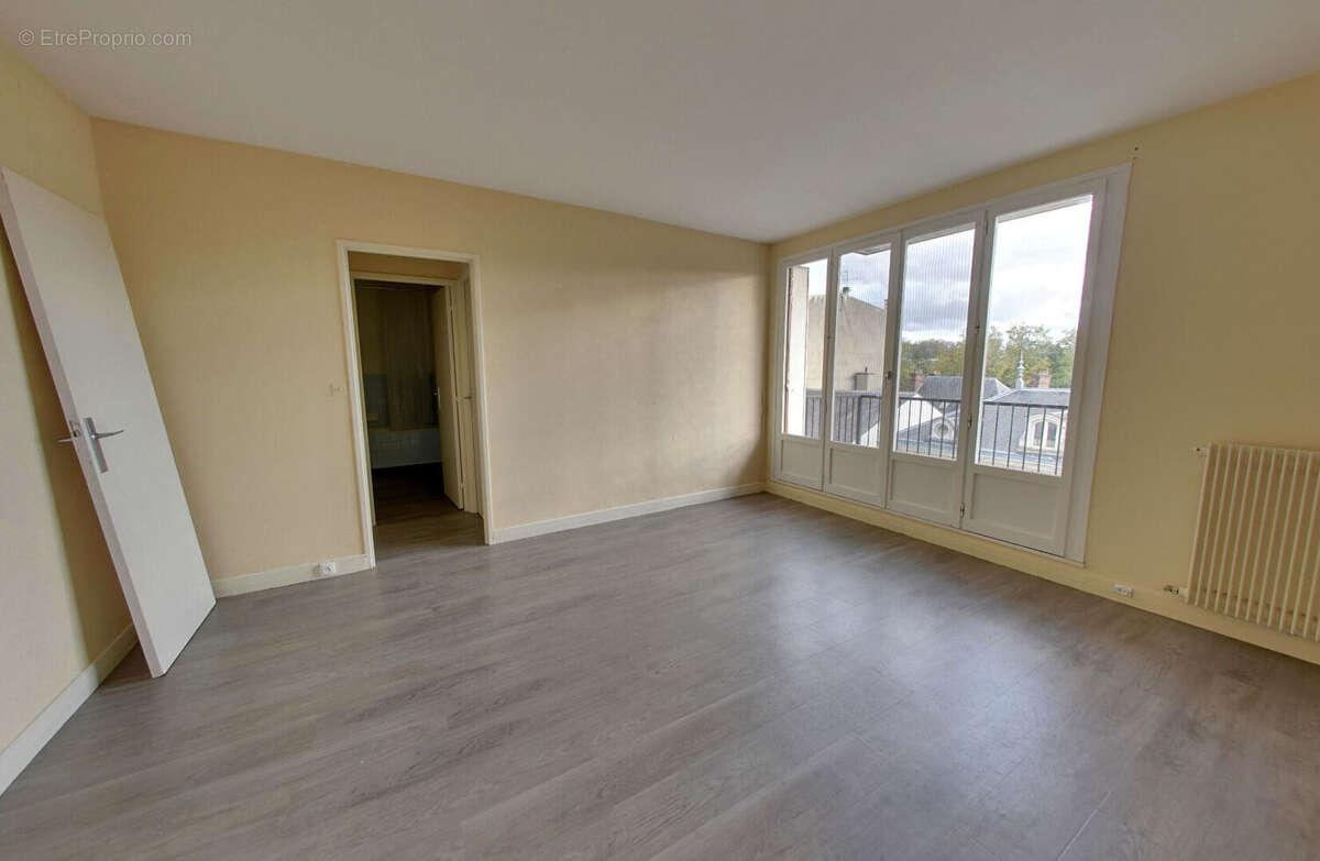 Appartement à RAMBOUILLET