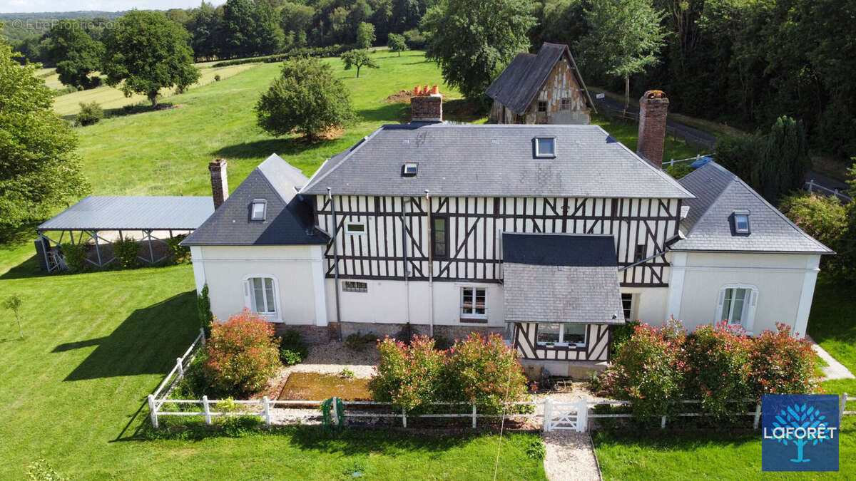Maison à BERNAY