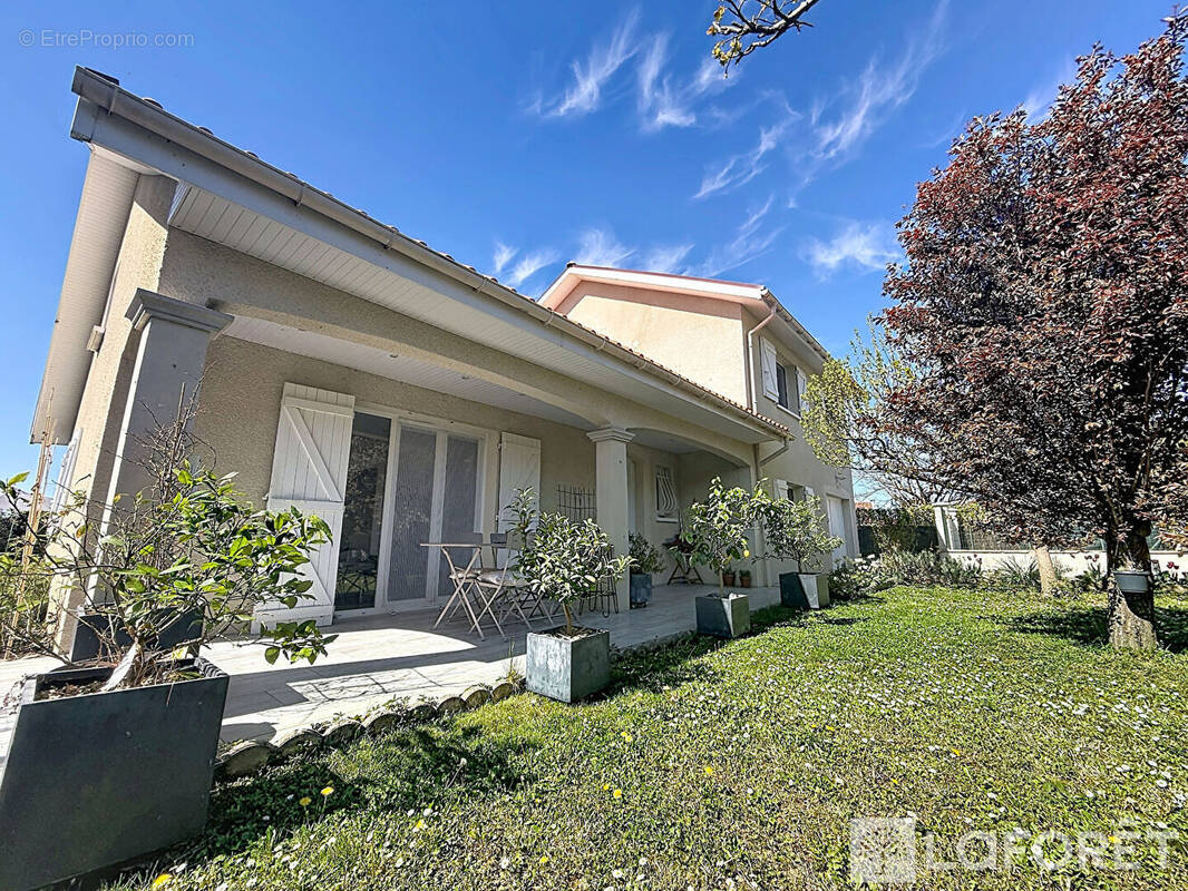 Maison à BOURGOIN-JALLIEU