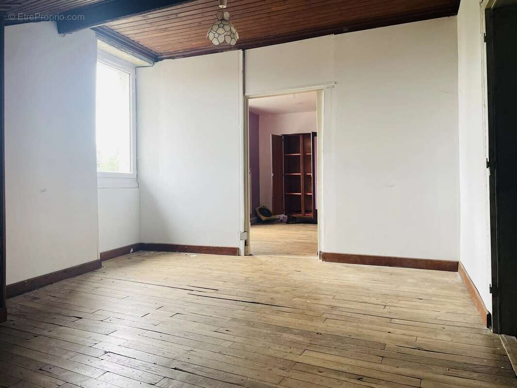 Maison 133 m² à Pressignac  - photo 5