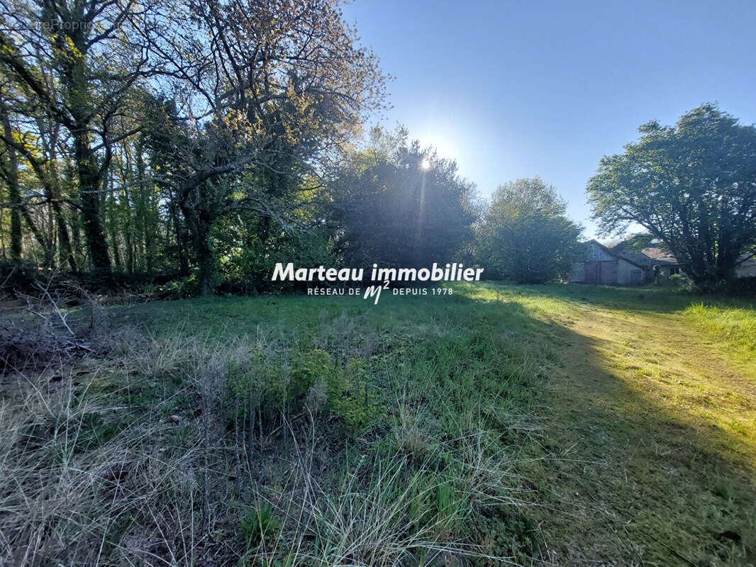 Maison à YVRE-L'EVEQUE