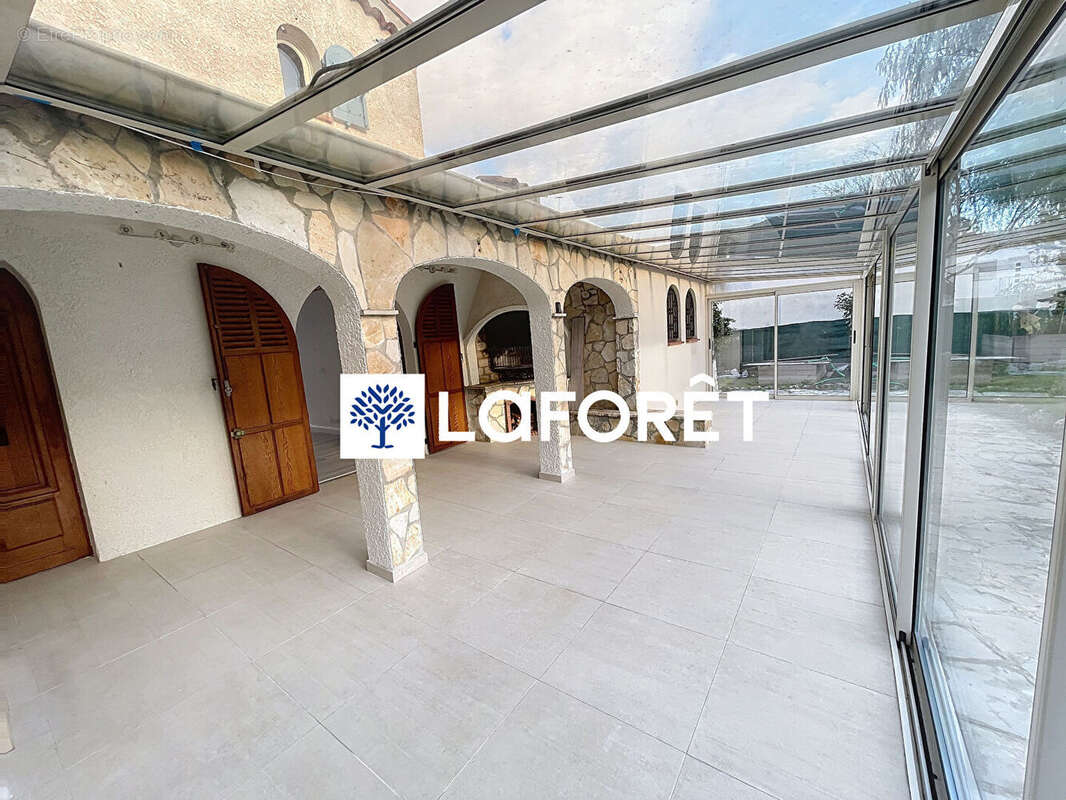 Maison à CAGNES-SUR-MER