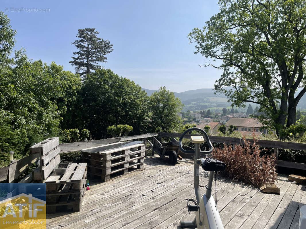 Maison à NOIRETABLE